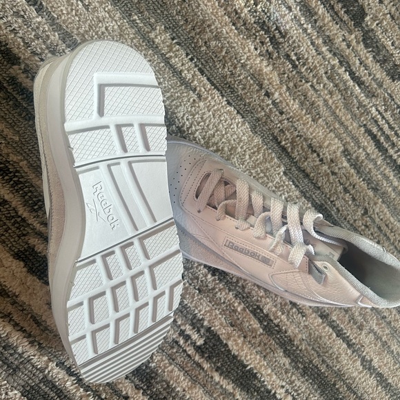 Reebok high tops brand new size 10 - Picture 5 of 5